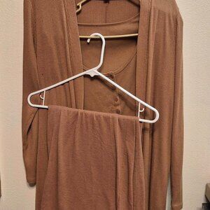 A new Day 3 pc lounge/sleep set